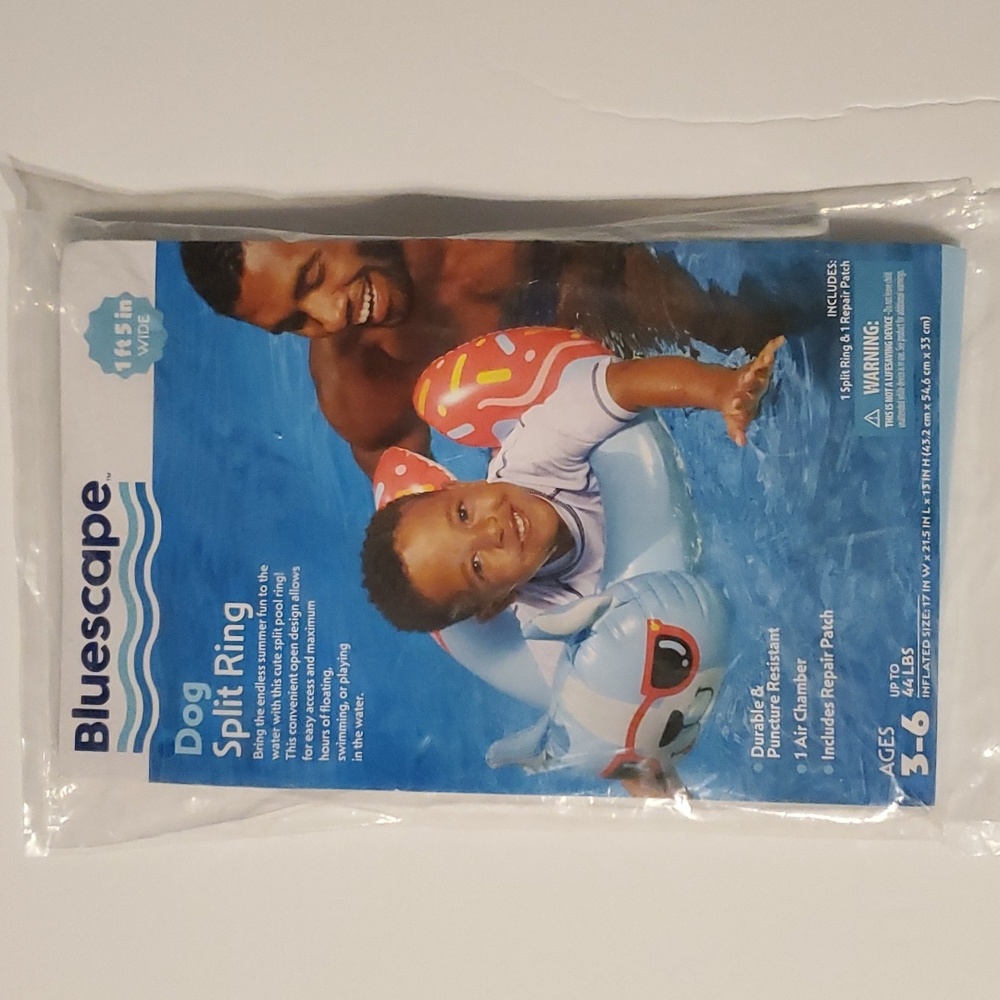 NWT Bluescape Inflatable Dog Split Ring Floatation Device. Ages 3-6. Blue